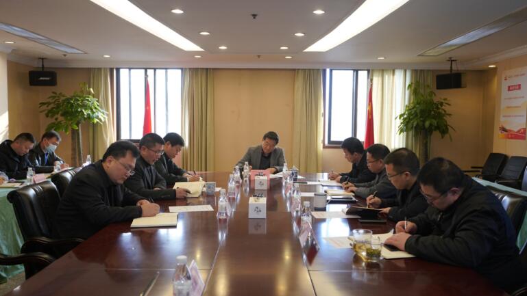 尊龍凱時(shí)集團(tuán)召開(kāi)黨委會(huì)專題傳達(dá)學(xué)習(xí)十一屆省委第七輪巡視省屬國(guó)有企業(yè)“回頭看”情況集中反饋會(huì)精神